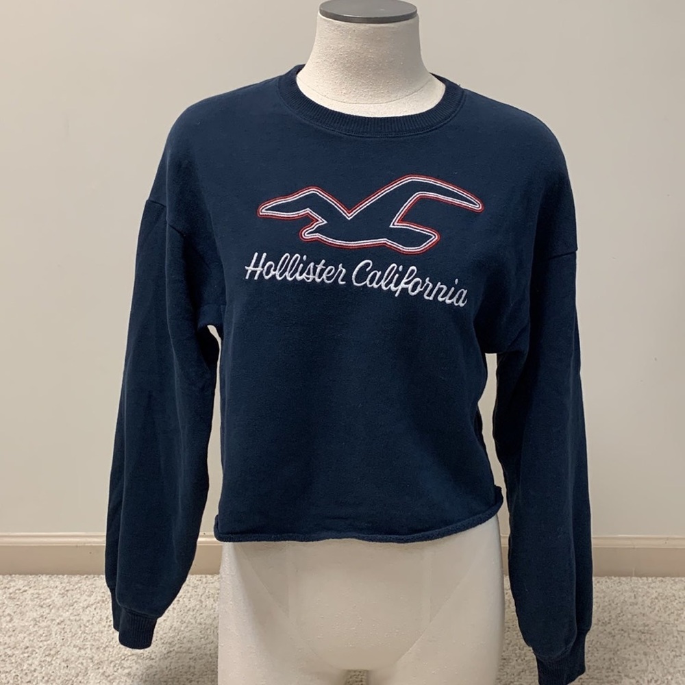 Hollister Cropped Navy Crewneck Sweatshirt